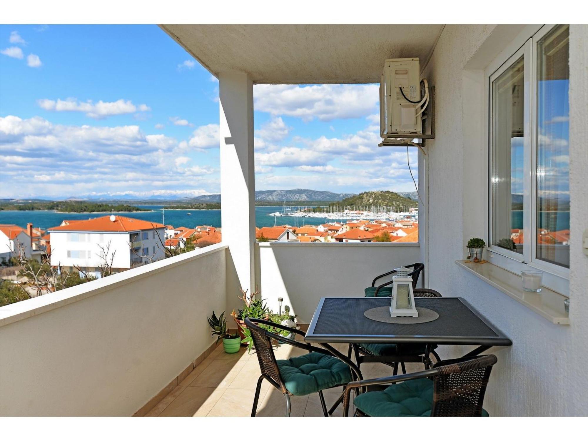 Apartments Kostelic Муртер Номер фото